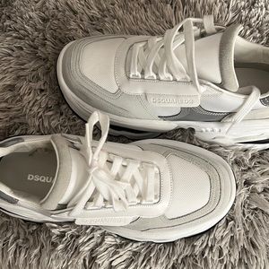 Brand new without a box Dsquared2 women’s sneakers size 10